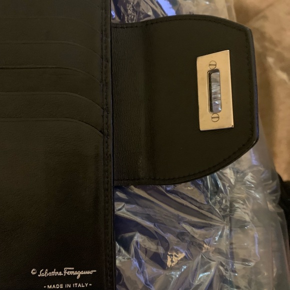 Black Salvatore ferragamo - Picture 6 of 9